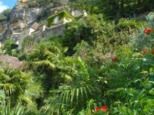 le magnifique jardin botanique de la roque gageac est unique et naturel